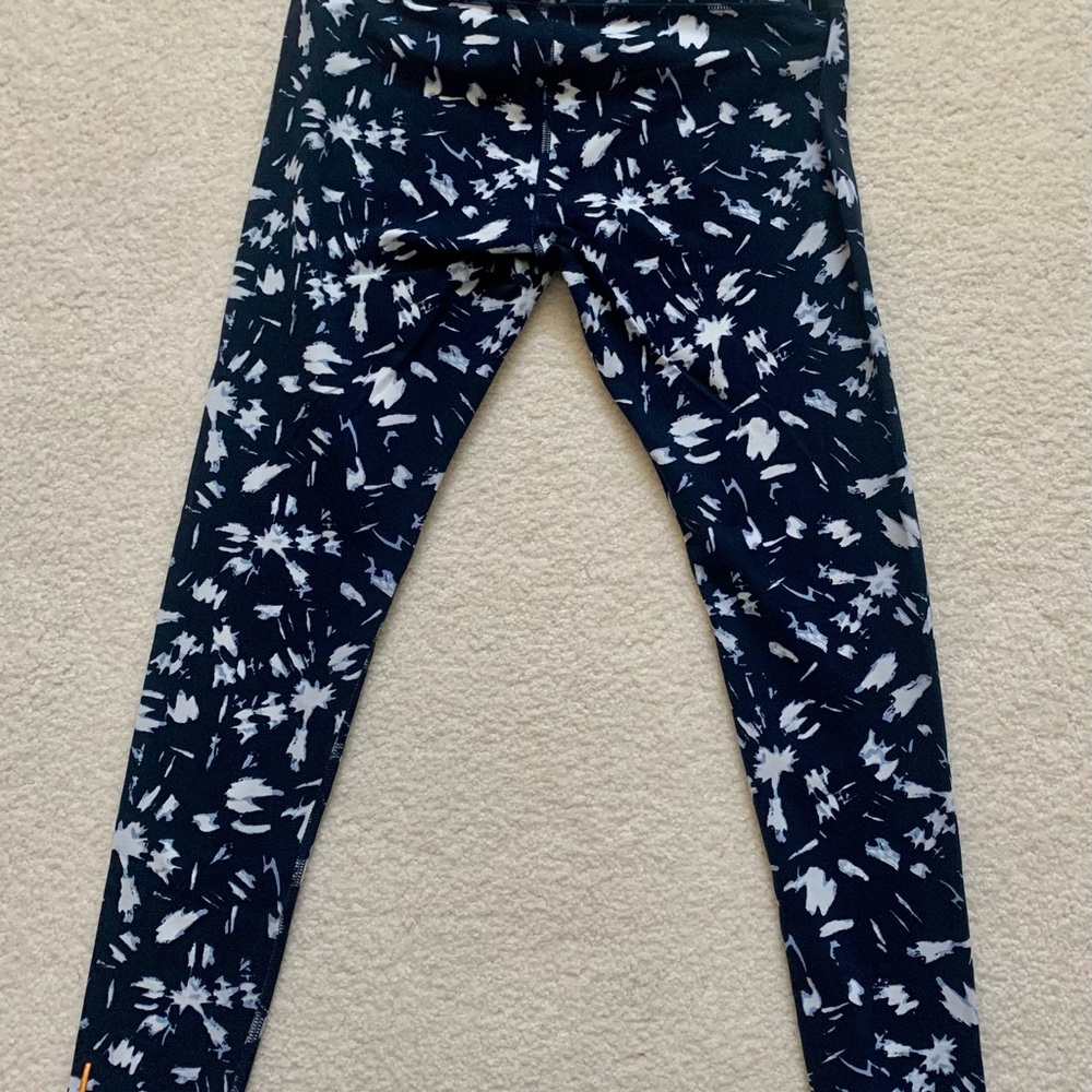Lucy navy print leggings